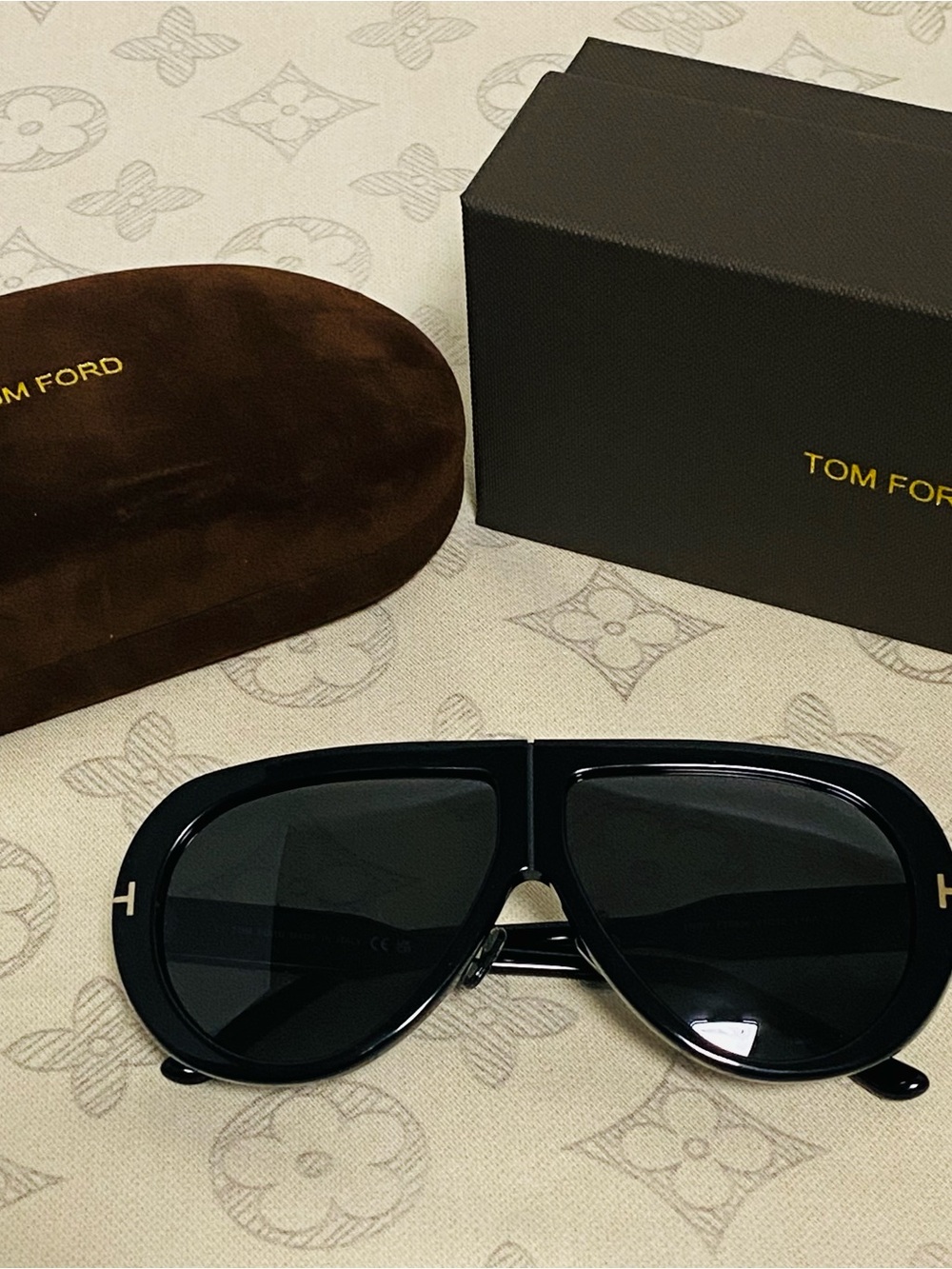 Tom Ford Black Aviator Sunglasses with Dark Lenses